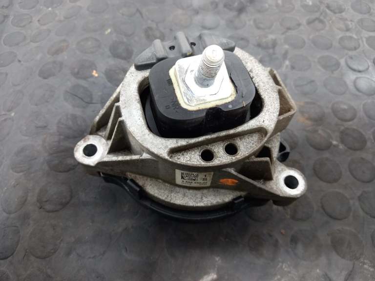 Bmw X4 Engine Mount 2014-2018 22116868490