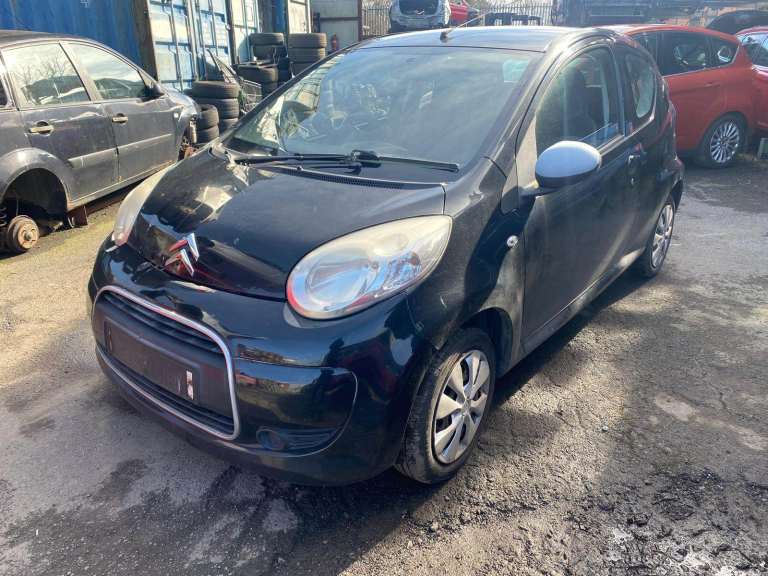 BREAKING - 2010 CITROEN C1 - ALL PARTS AVAILABLE 437