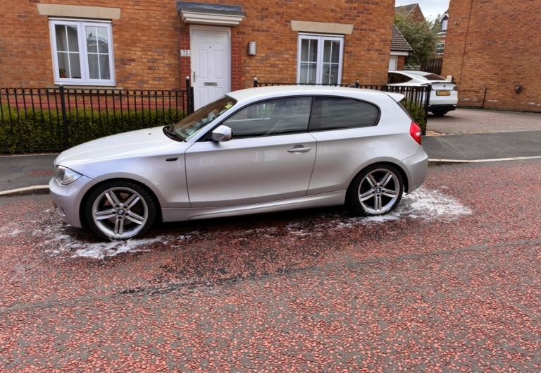 BMW, 1 SERIES, Hatchback, 2010, Semi-Auto, 1995 (cc), 3 doors