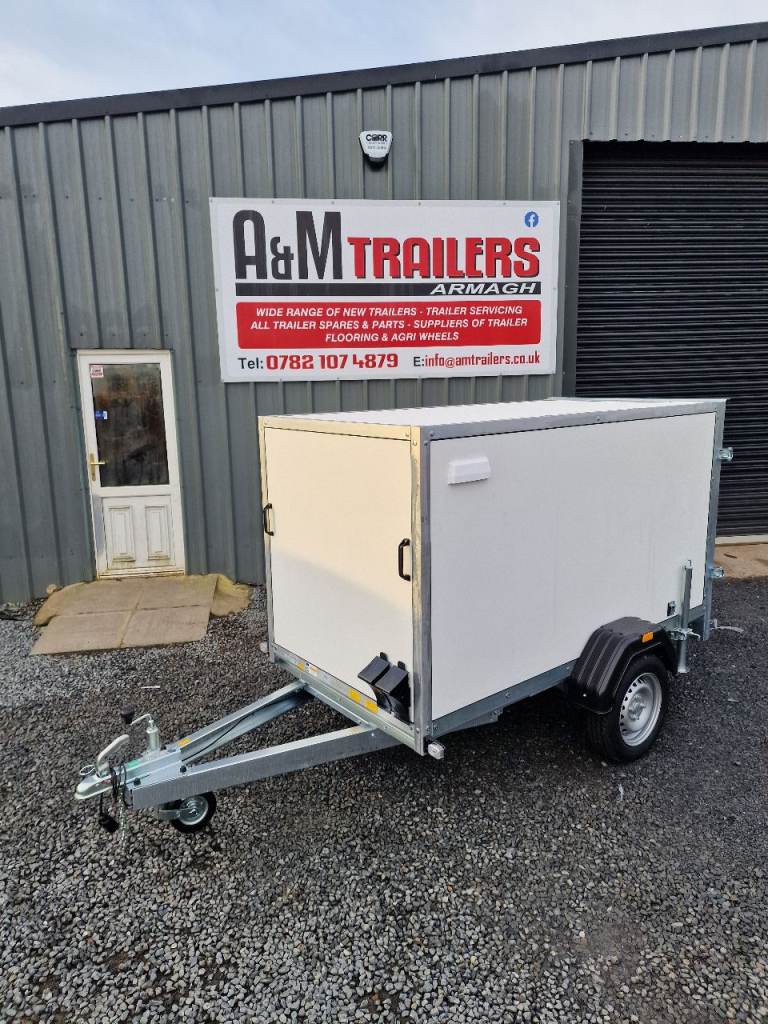 Debon C220 box trailer