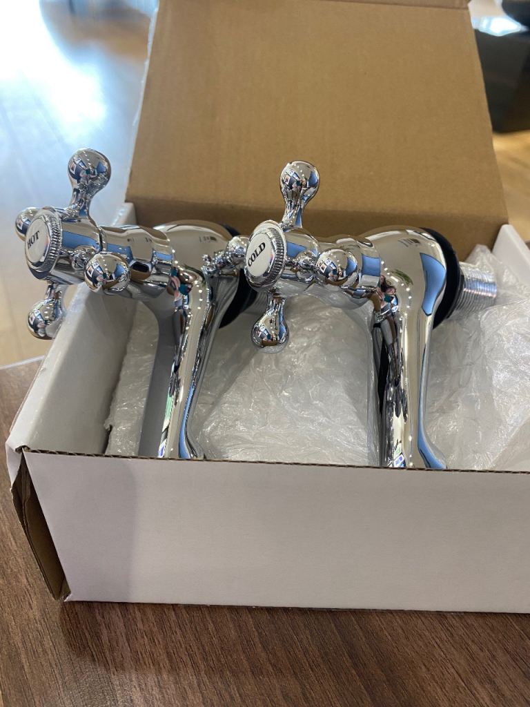 Pair of New Bath/Sink Taps – Hot & Cold