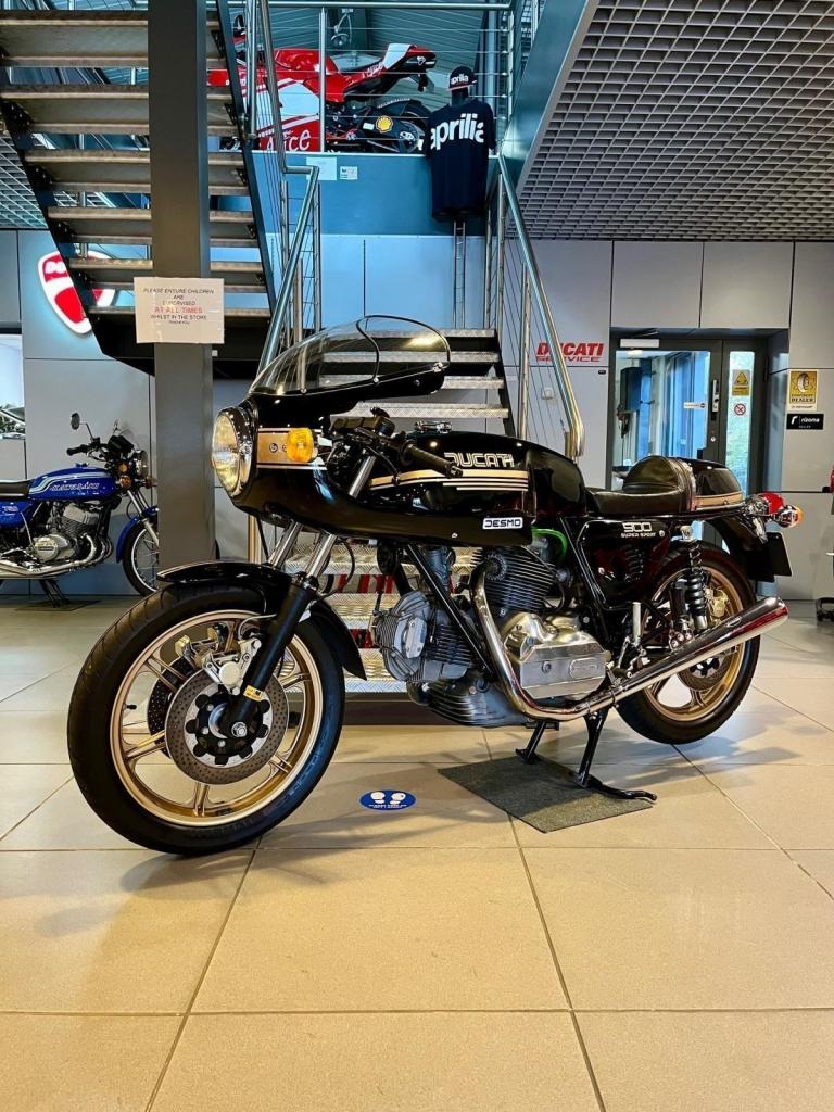 1980 DUCATI 900 SS BEVEL PRESENTED IN CONCOURS CONDITION - VERY SPECIAL BIKE