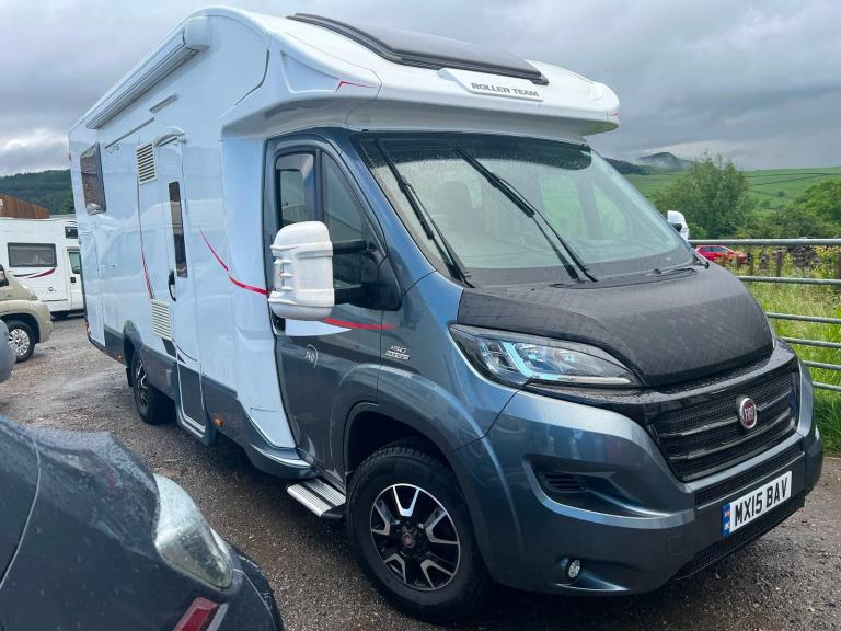 2015 - Roller Team 740 - 2.3ltr - 27,000 Miles - 5 Berth / 5 Belts 
