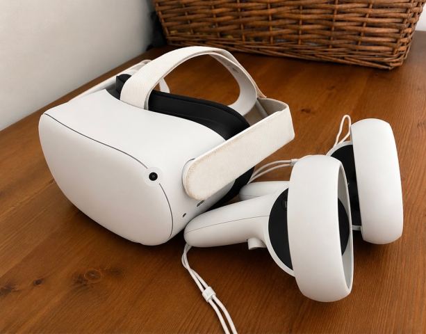 Meta Quest 2 128GB VR Headset + Controllers – Like New Condition