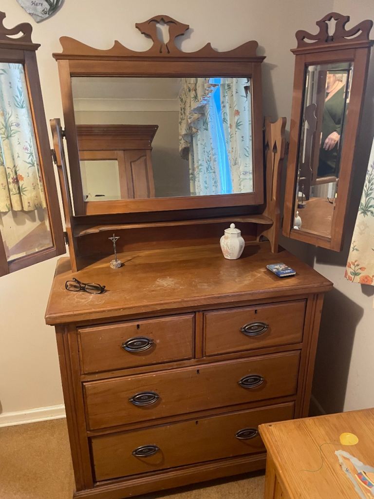 Beautiful waxed pine bedroom set