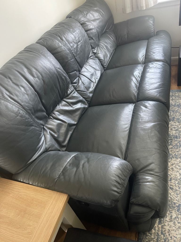 Real Leather Sofas 3 Seater and 2 Seater with Electric Recliner