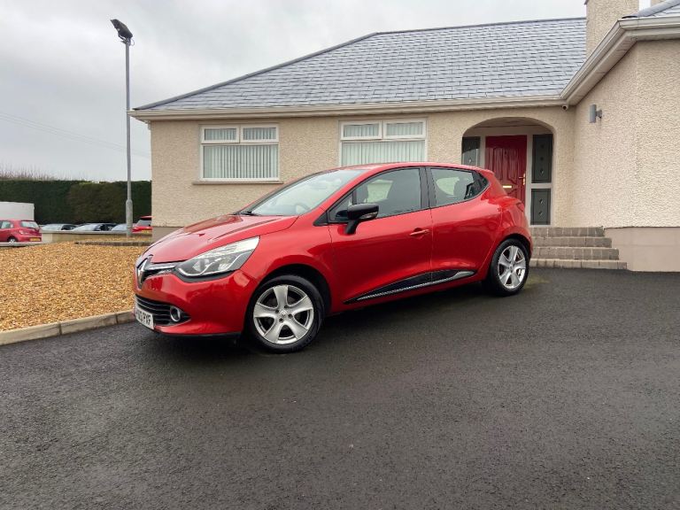 2013 Renault, CLIO, 1.2 petrol 5 door motd January 2027 , ideal first car