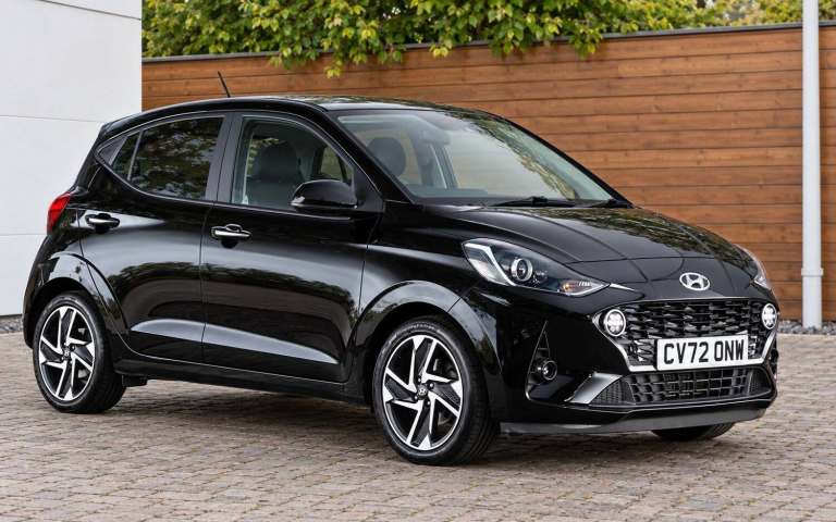 2022 Hyundai i10 1.2 Premium Hatchback 5dr Petrol Auto Euro 6 (s/s) (84 ps) HATCHBACK Petrol Auto...