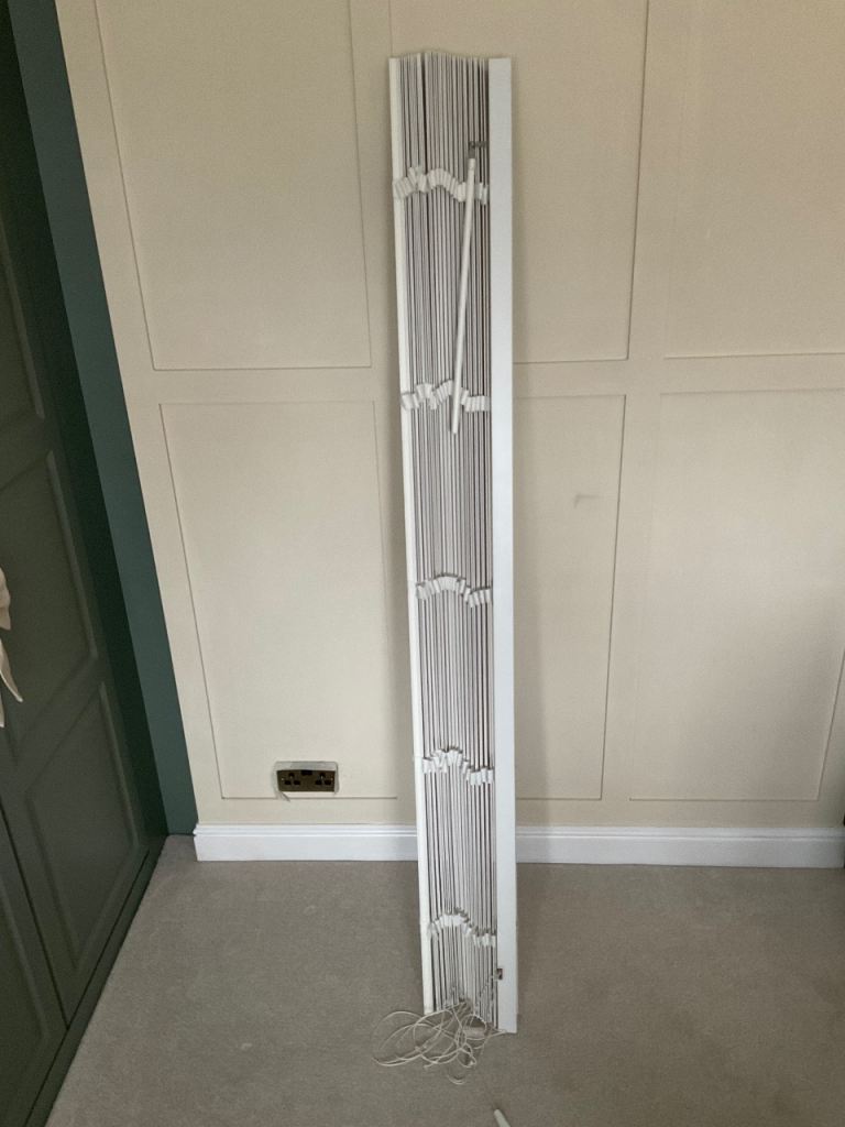 Habitat Faux Wood White 25mm Slat Tilt Control Venetian Blind 180cm W x 160cm Drop