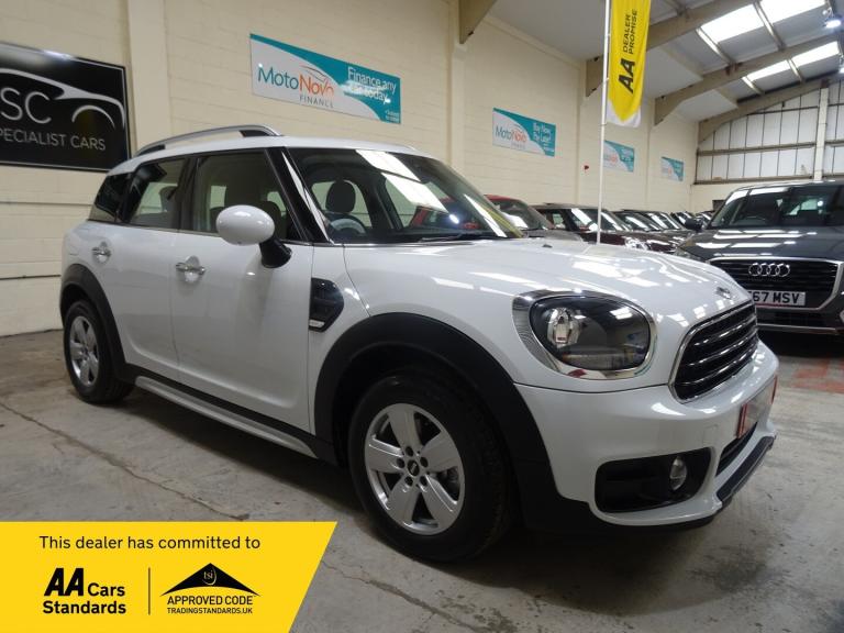2017 MINI Countryman 2.0 Cooper D 5dr Automatic *28000 MILES* HATCHBACK Diesel Automatic