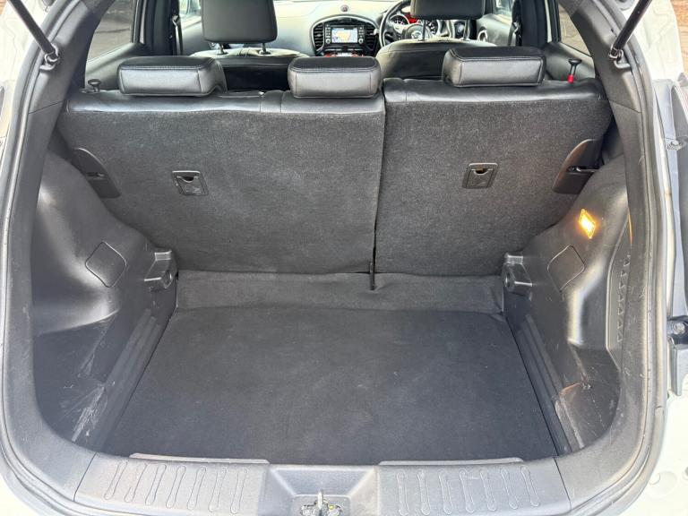 2016 Nissan Juke 1.2 DiG-T Tekna 5dr HATCHBACK Petrol Manual
