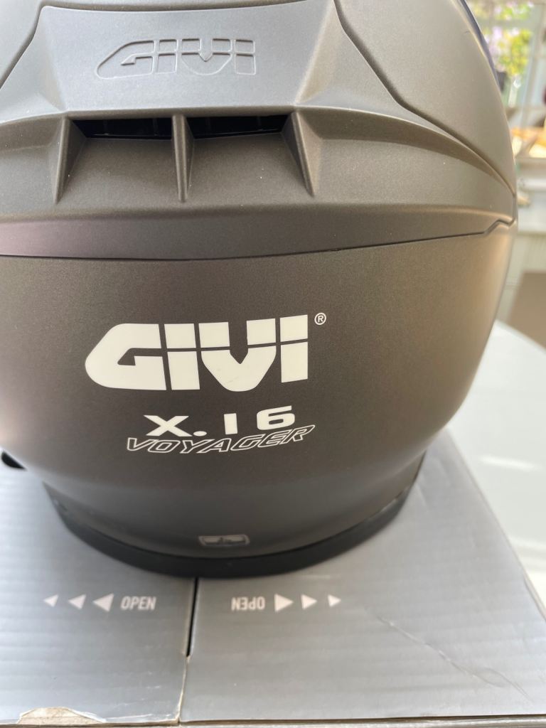 Give X16 voyager motorcycle helmet 