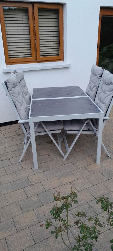 Garden furniture 