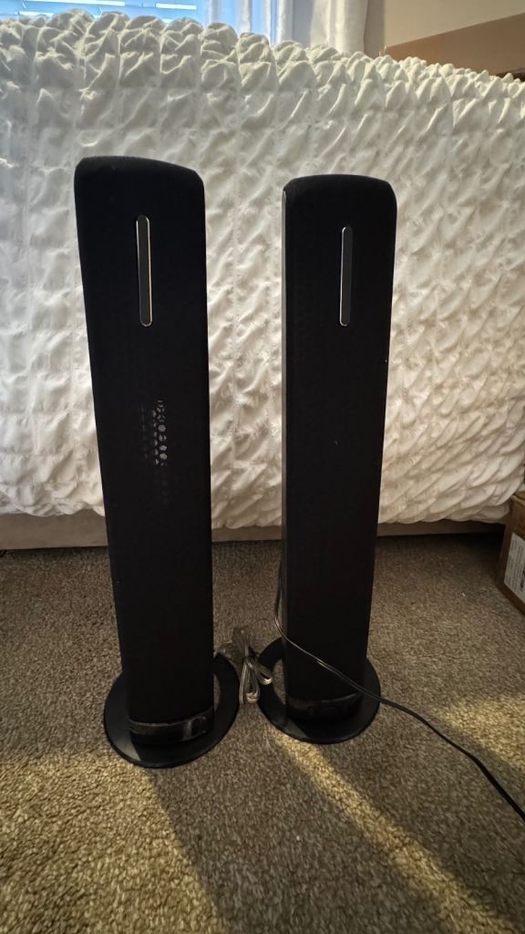 2-in-1 Bluetooth Soundbar / Tower Speakers – Split or Combined
