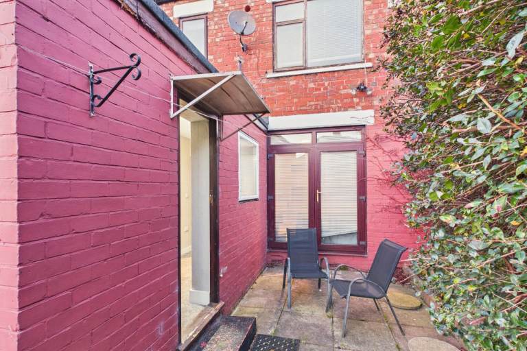 Furnished en-suite rooms to rent - Lichfield Road Middlesbrough, TS5 6QA