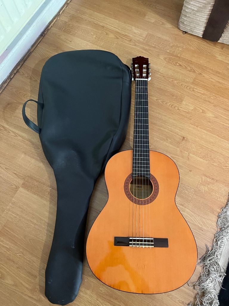 Yamaha guitar  Yamaha guitar 