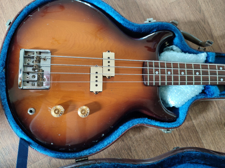 Washburn Bass (Made in Japan)