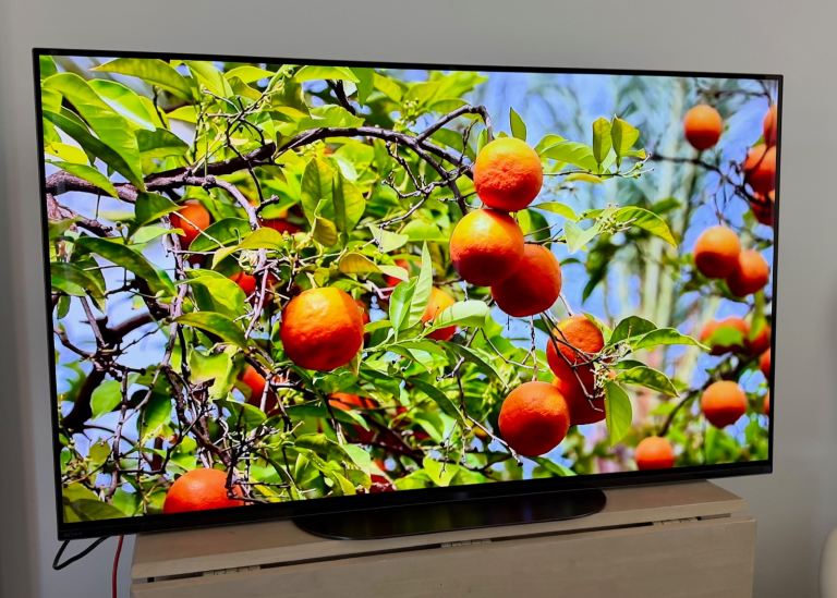 Sony Bravia KE48A9 (2020 model) OLED HDR 4K Ultra HD 48 inch Smart TV. Mint condition.