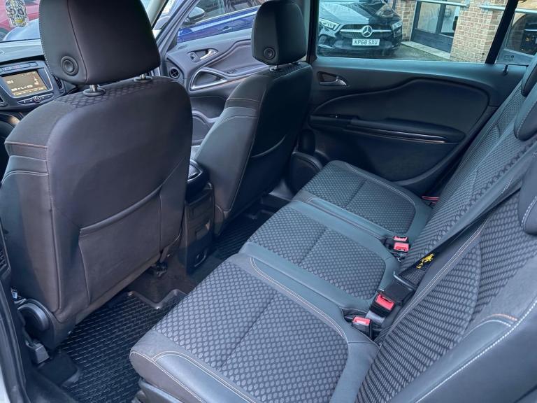 2017 Vauxhall Zafira 2.0 CDTi Tech Line Nav 5dr MPV DIESEL Manual