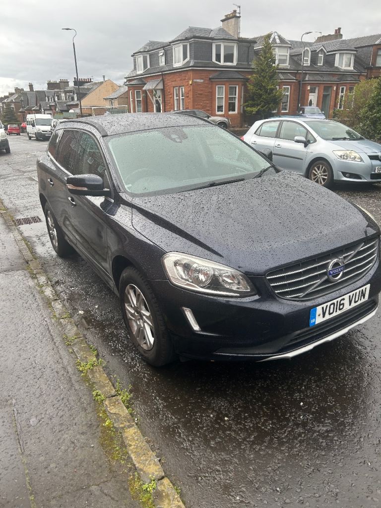 VolvoXC60 SE NAV D4 16 reg £2495