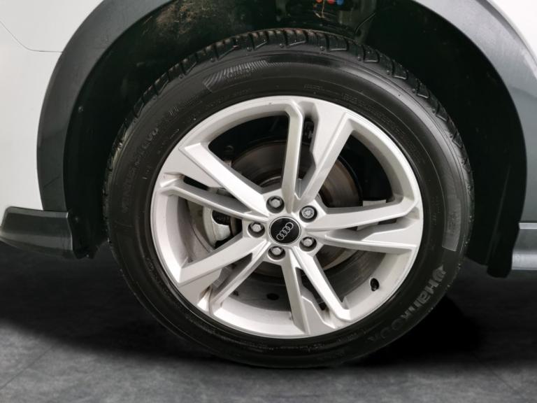 2024 Audi Q3 35 TDI S Line 5dr S Tronic [Leather] ESTATE DIESEL Automatic