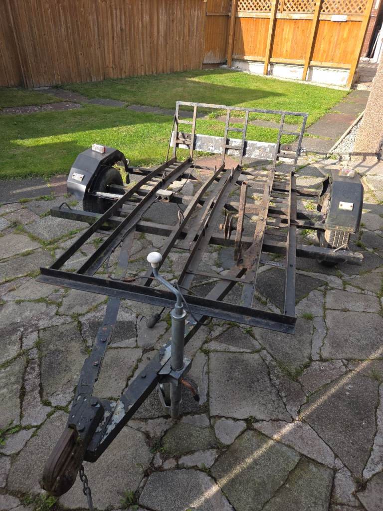 Motorbike trailer 
