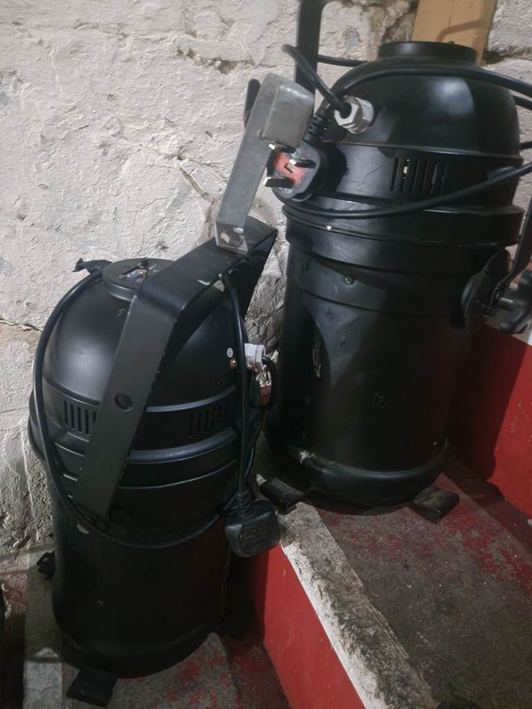 10 back Stage or nightclub Spotlights – Theatre Lighting