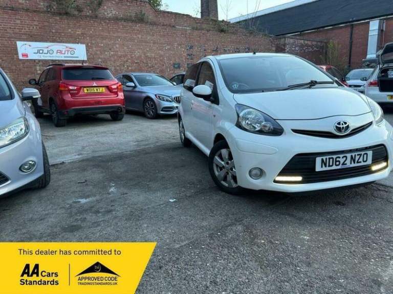 2012 Toyota AYGO 1.0 VVT-i Fire 5dr HATCHBACK PETROL Manual
