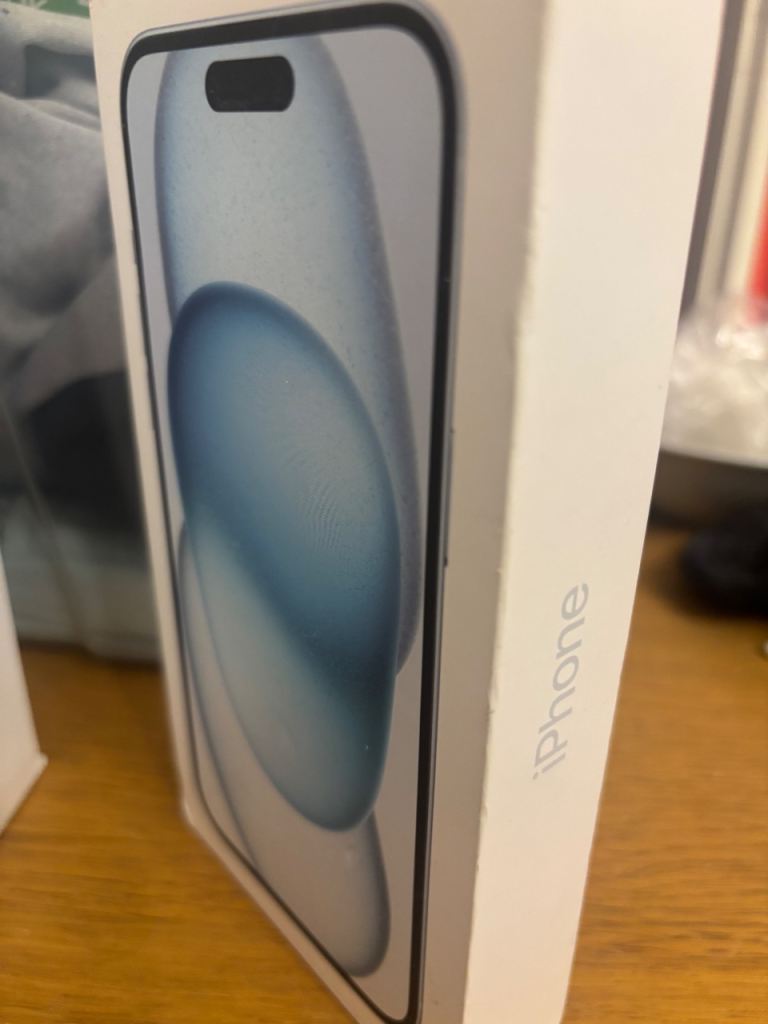 iPhone 15 plus blue 128gb