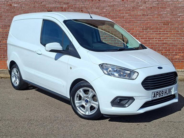 2019 69 Ford Transit Courier 1.5 TDCi 100 Limited Van. 1 Owner with FSH!