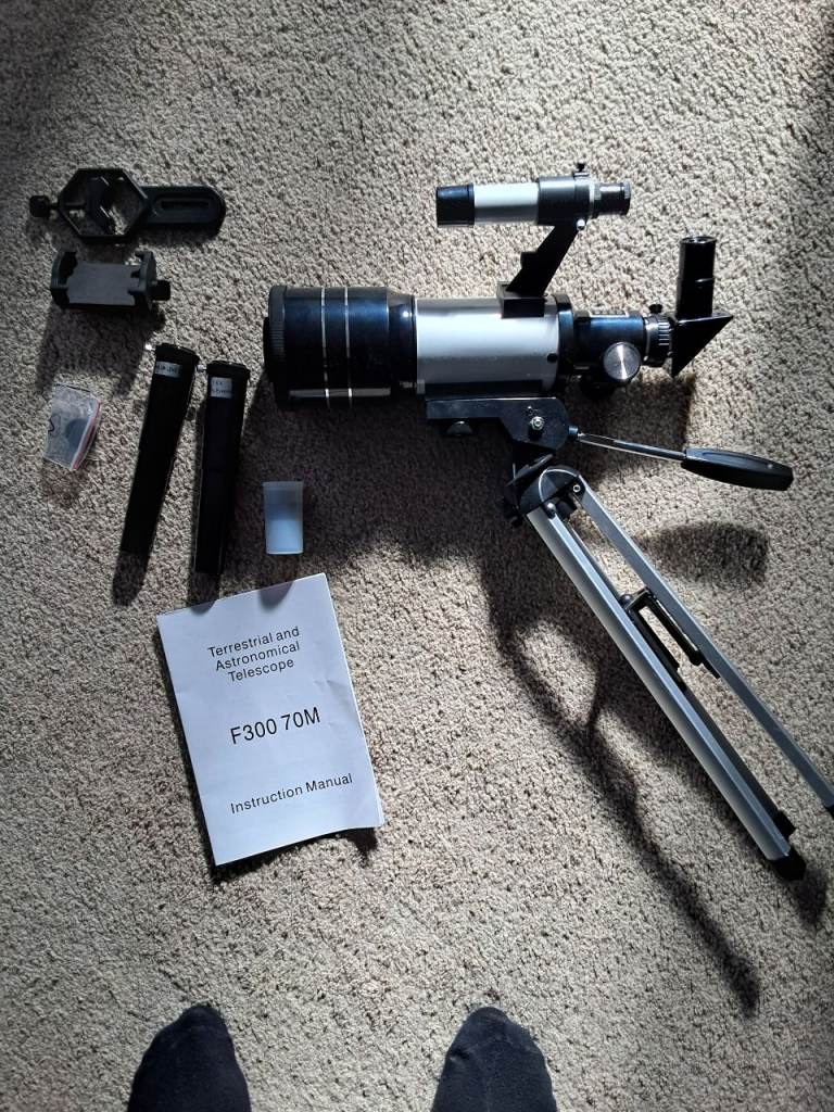 Telescope F300 70M