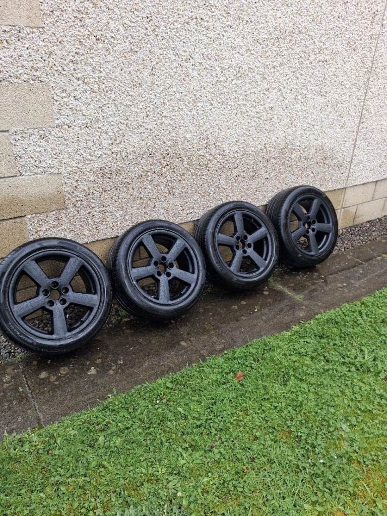 Set of 4 17" Alloy wheels & tyres, for Volkswagen or Seat