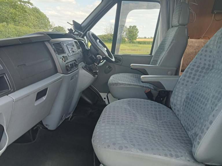 WARNING STOLEN VEHICLE STOLEN 