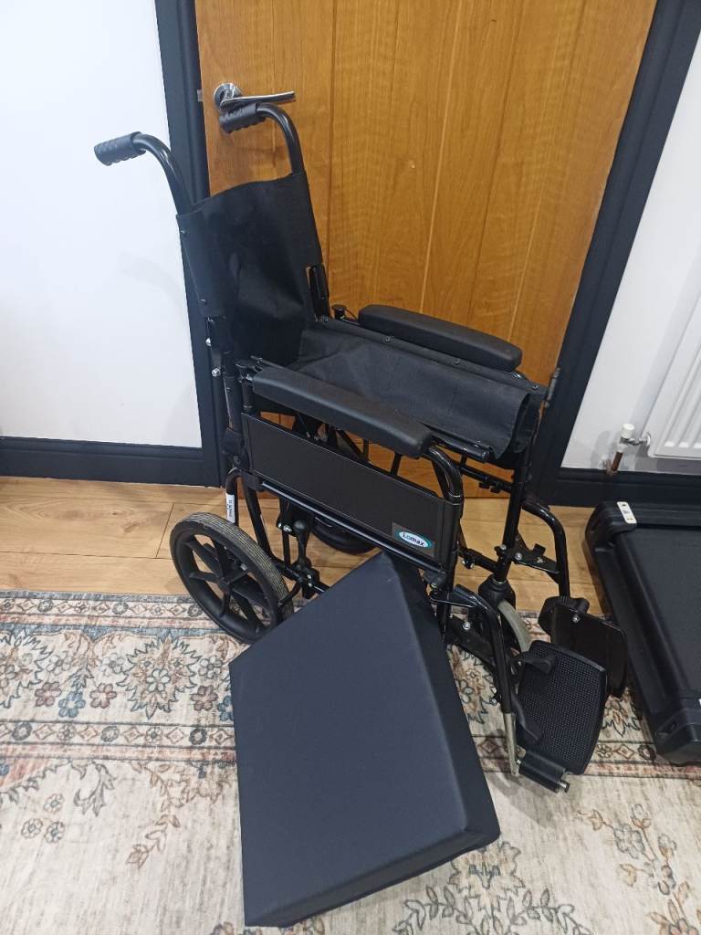 Wheelchair with cushion 
