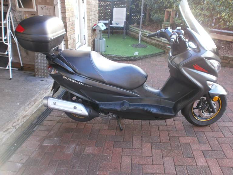 transport required   van or trailer  to move a  honda 125 motor scooter from inverkip to greenock 
