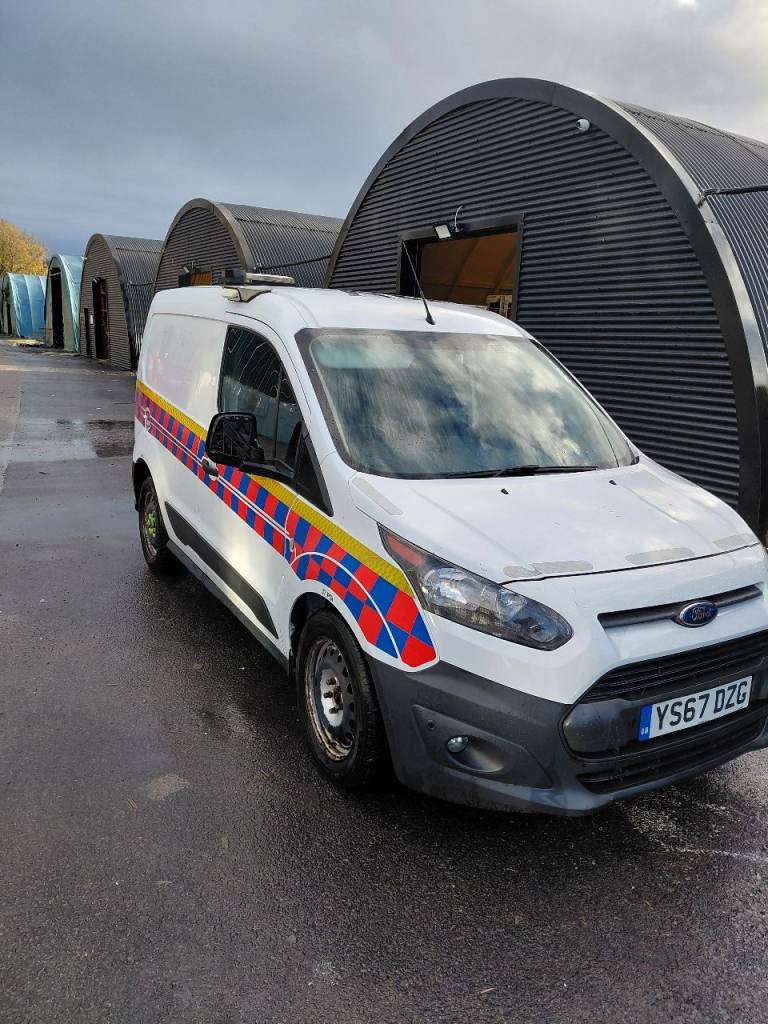 Ford transit connect 2017  1.5 desial manual full years test