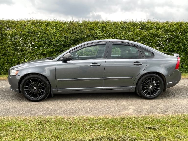 Volvo S40 1.6D SE Lux Edition, Low Miles, Fabulous Condition Throughout 