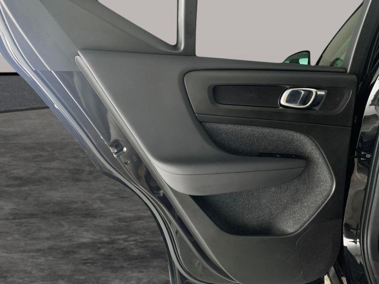 2022 Volvo XC40 1.5h T5 Recharge 10.7kWh Ultimate Bright SUV 5dr Petrol Plug-in Hybrid Auto Suv P...