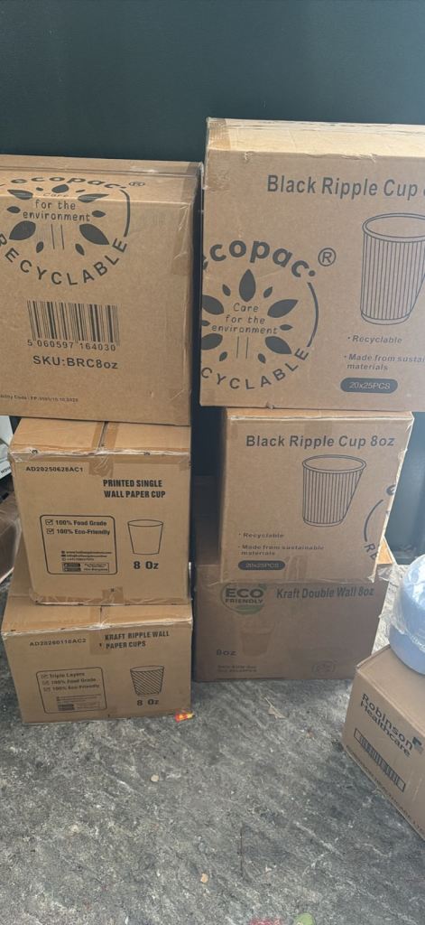 500 cups 8oz coffe cups £20 a box 