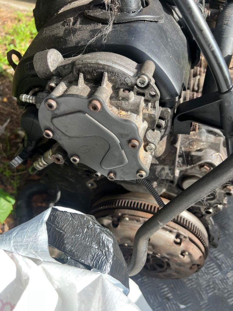 Vw t5 2.5axd engine 
