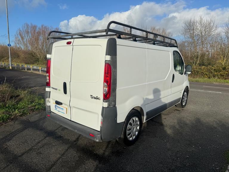 2012 Renault Trafic (12) 2.0 DCI 115 BHP SL29 SWB EURO 5 NO VAT! LONG MOT PANEL VAN Diesel Manual