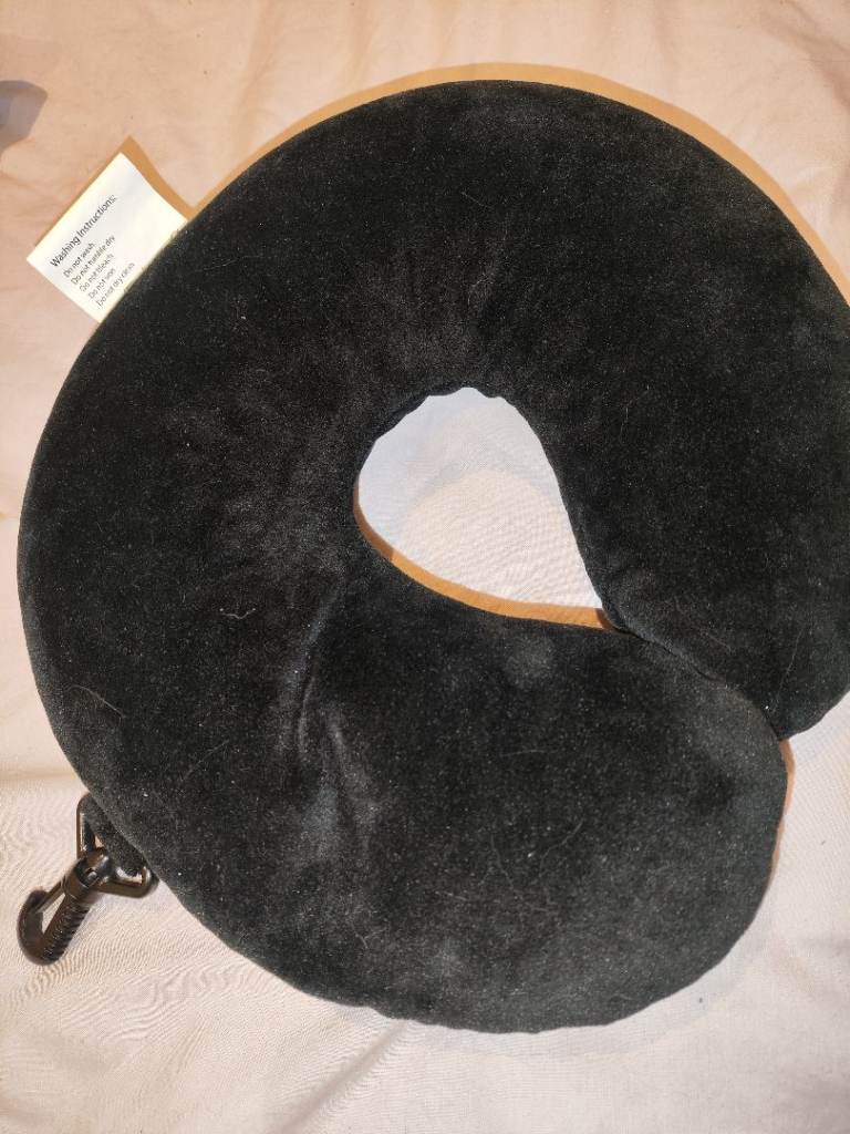 WHSmith Neck Pillow