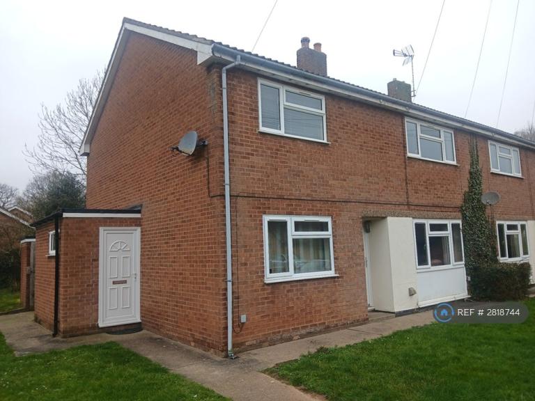 2 bedroom flat in Maypole Road, Wellow, Newark, NG22 (2 bed) (#2818744)