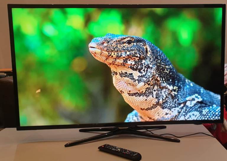 Samsung Smart 46inch LED TV 