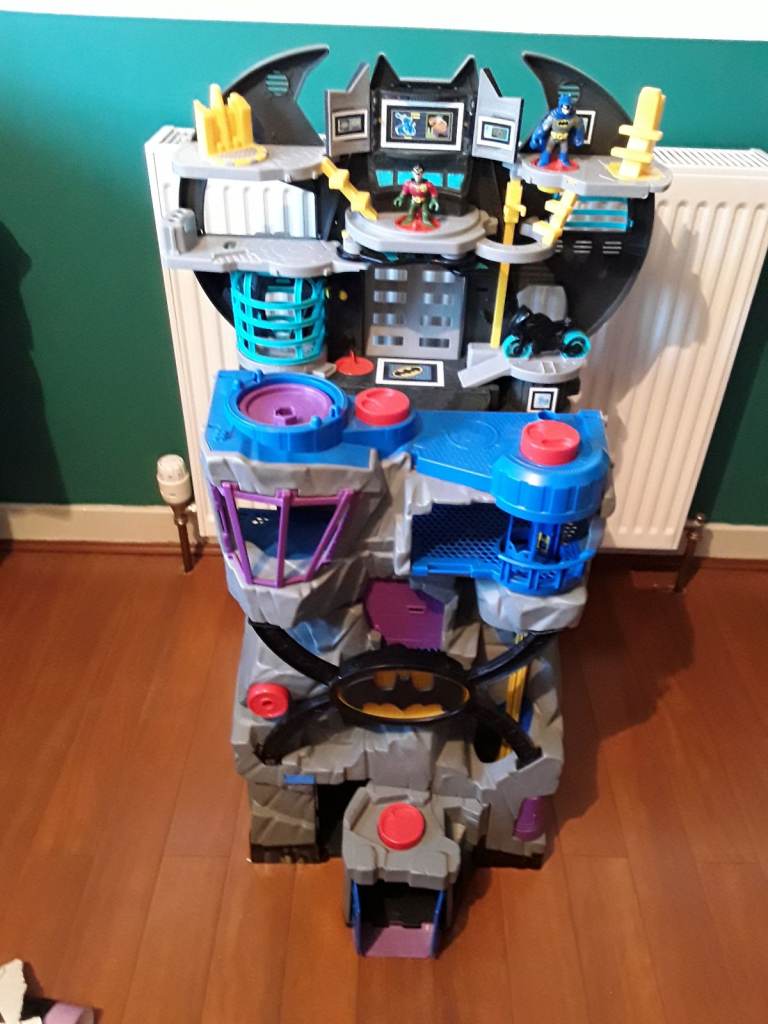 Imaginext Batcaves with Figures 