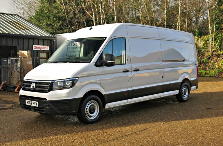 VOLKSWAGEN CRAFTER TDI TRENDLINE LWB HIGHROOF White Manual Diesel 2017