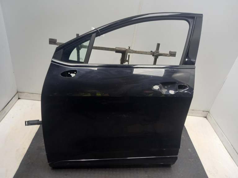 Kia Sportage Left Front Door N/S 2021-2026 Black 5 Door Estate