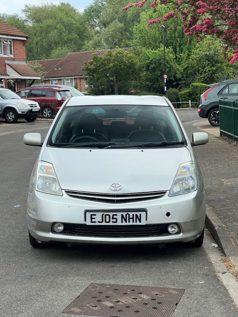 2005 Toyota Prius T Spirit Petrol Hybrid Automatic £20 a year road tax & ULEZ FREE