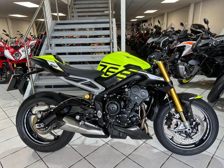 Triumph Street Triple 765 RS MOTO 2 Edition