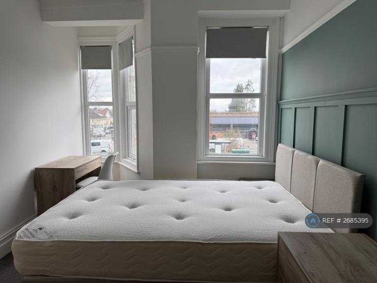 1 bedroom in Fishponds Road, Bristol, BS16 (#2685395)